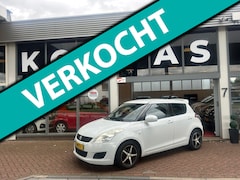 Suzuki Swift - 1.2 |STOELVERW.|AIRCO|5DEURS|NAP|LM.VELGEN|MULTIF.STUUR|SPOILER|USB|EL.RAMEN