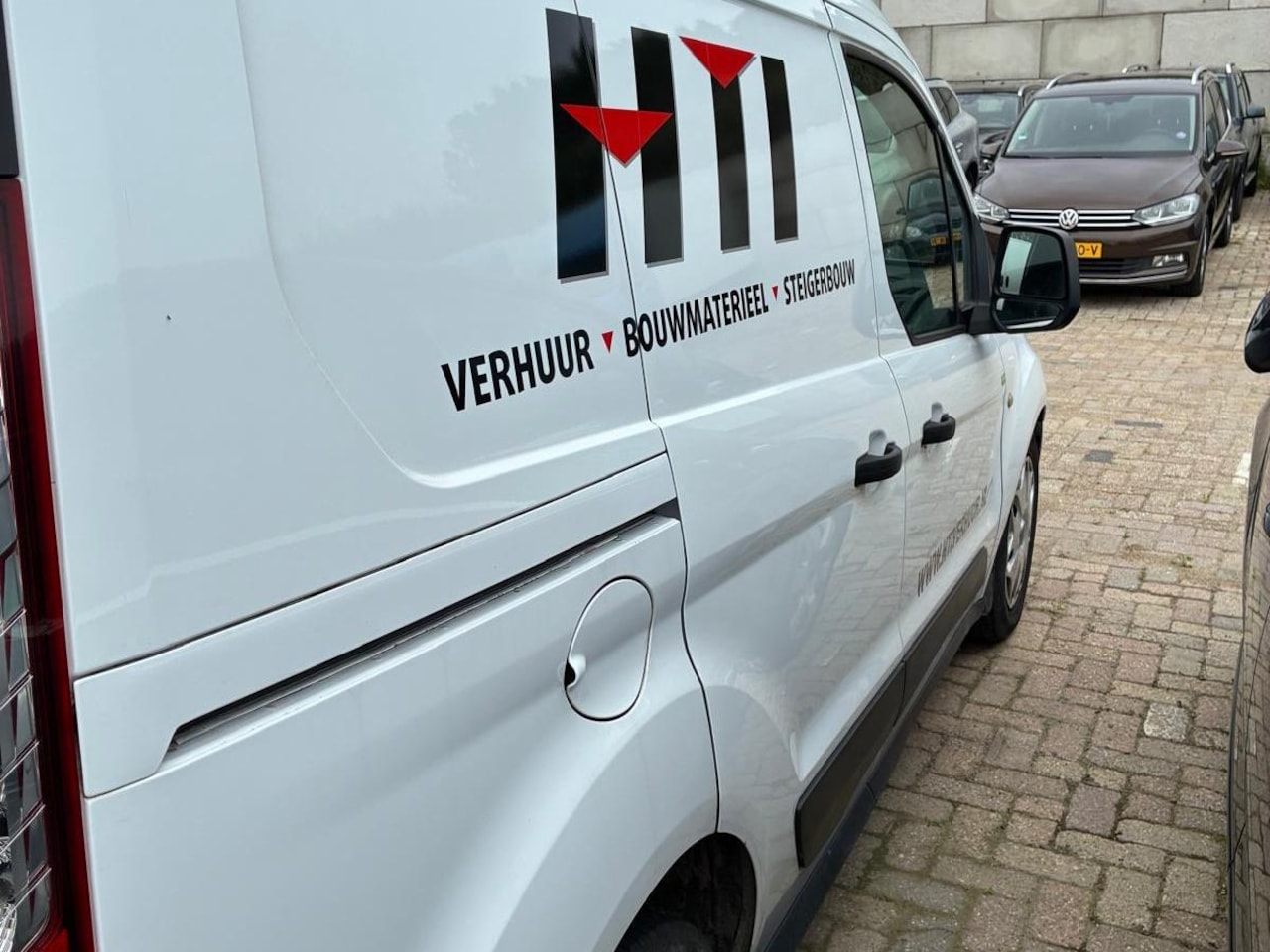 Ford Transit Connect - 1.5 TDCI L1 Ambiente | € 3.350,- NETTO! | DISTRIBUTIE DEFECT! | Automaat | Euro 6 | - AutoWereld.nl