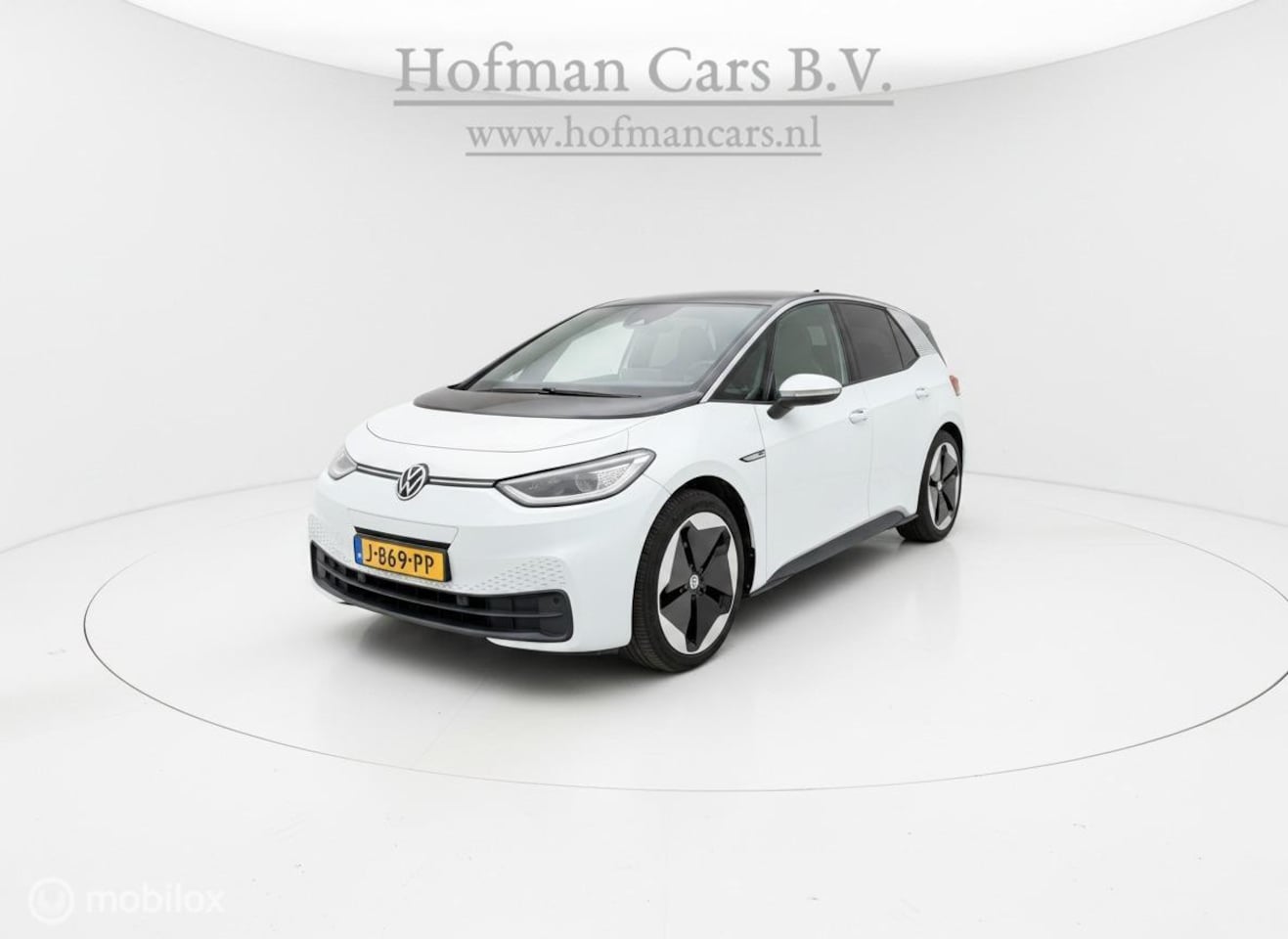 Volkswagen ID.3 - First Plus 58 kWh | Panoramadak | Trekhaak | 20" Velgen | Massagestoel | 85.987 km | 09/20 - AutoWereld.nl