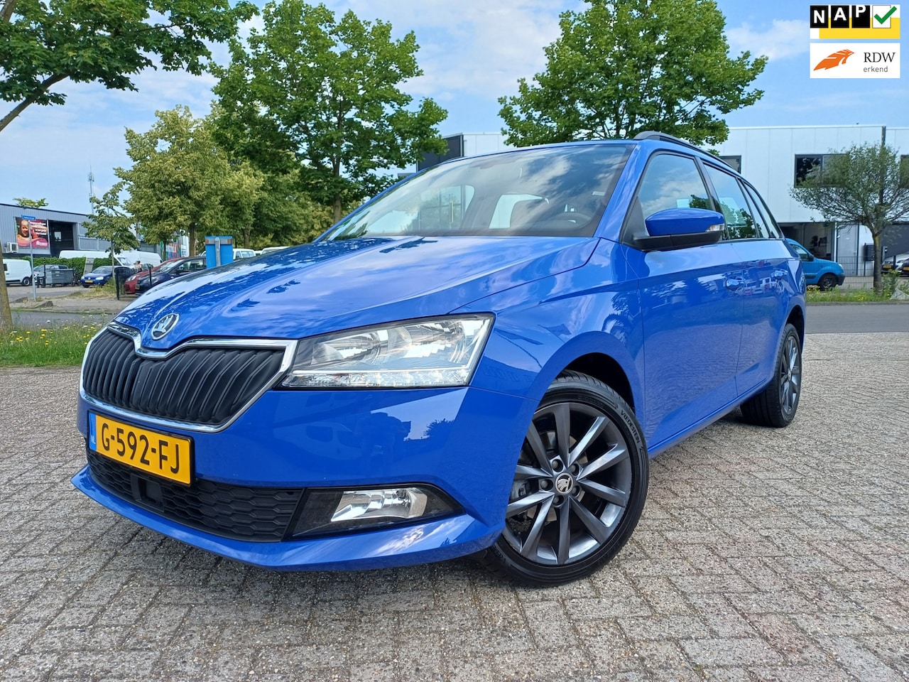 Skoda Fabia Combi - 1.0 TSI Business Edition NAVI/CLIMA/TREKHAAK/CRUISE/PDC/CARPLAY - AutoWereld.nl