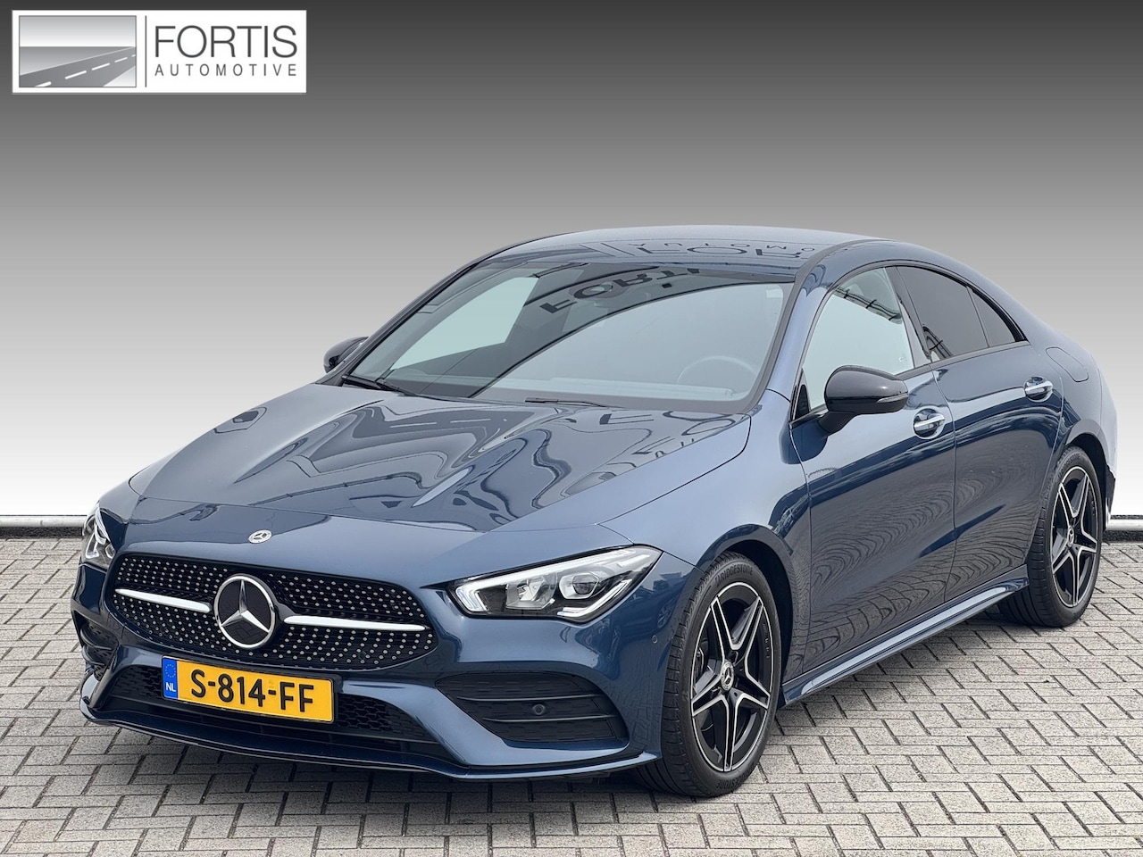 Mercedes-Benz CLA-Klasse - 180 AMG Line AMG-LINE | SFEER VERLICHTING | WIDE-SCREEN - AutoWereld.nl
