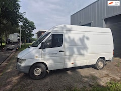 Mercedes-Benz Sprinter - 312D 2X 1999 MANUEEL LANG GEAR CLEAN CAR