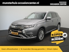 Mitsubishi Outlander - 2.4 PHEV Pure+ - RIJKLAARPRIJS - All Seasonbanden - Achteruitrijcamera - Adaptive Cruise C