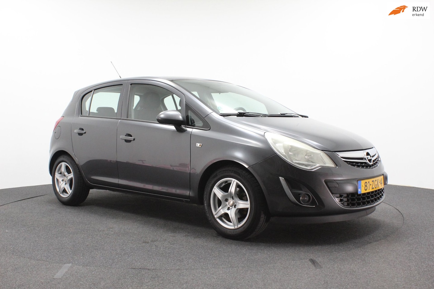 Opel Corsa - 1.4-16V Anniversary Edition | Airco | Sportvelgen | Trekhaak - AutoWereld.nl