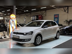 Volkswagen Polo - 1.2 Style | Cruise | Airco | Stoelverwarming |