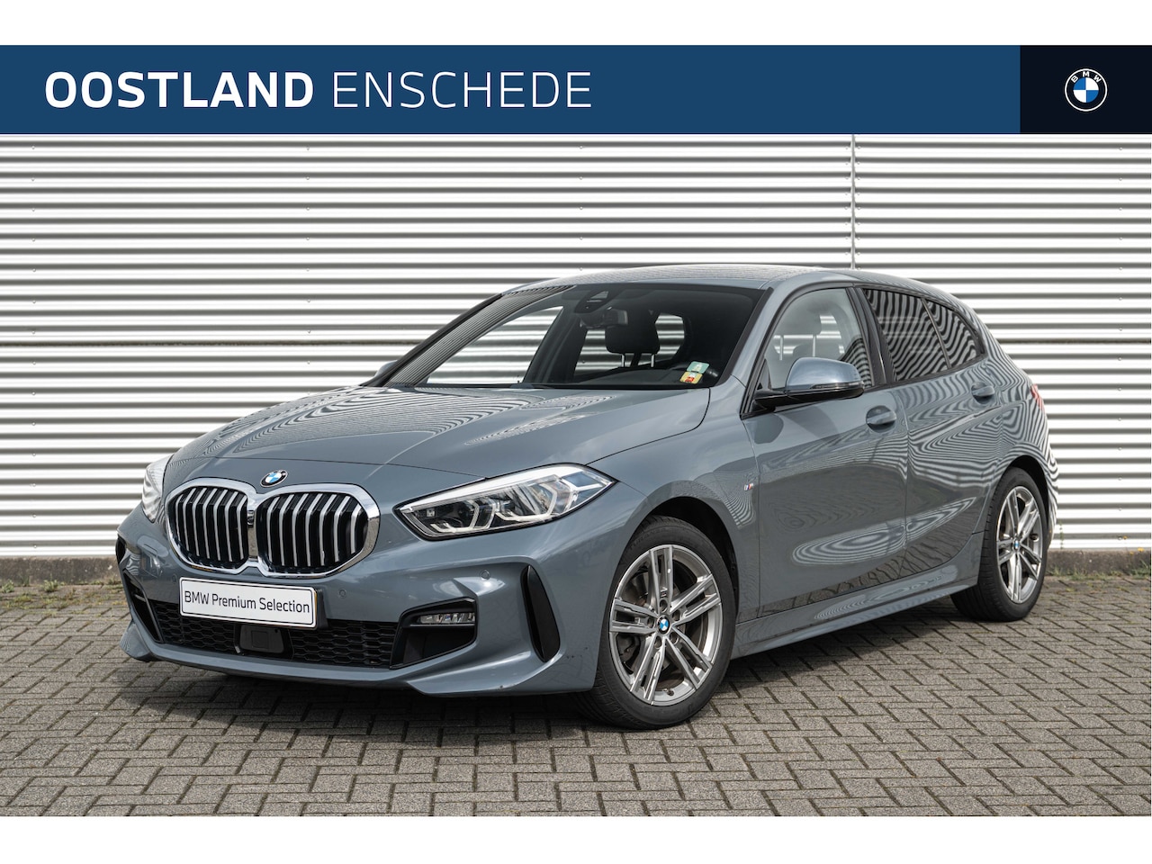 BMW 1-serie - 118i M Sport Automaat / Sportstoelen / Comfort Access / Stoelverwarming / Adaptieve LED / - AutoWereld.nl