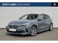 BMW 1-serie - 118i M Sport Automaat / Sportstoelen / Comfort Access / Stoelverwarming / Adaptieve LED /