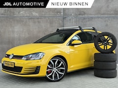 Volkswagen Golf - 2.0 TSI GTI Performance | Ginster Yellow | Panoramadak | Dynaudio | Camera | Keyless Go |