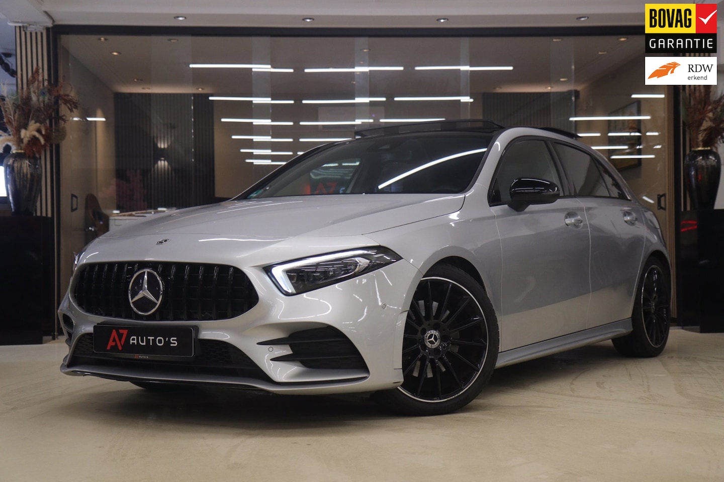 Mercedes-Benz A-klasse - 250 AMG Line PANO/CARPLAY/SFEER/ACC/CAM/VOL - AutoWereld.nl