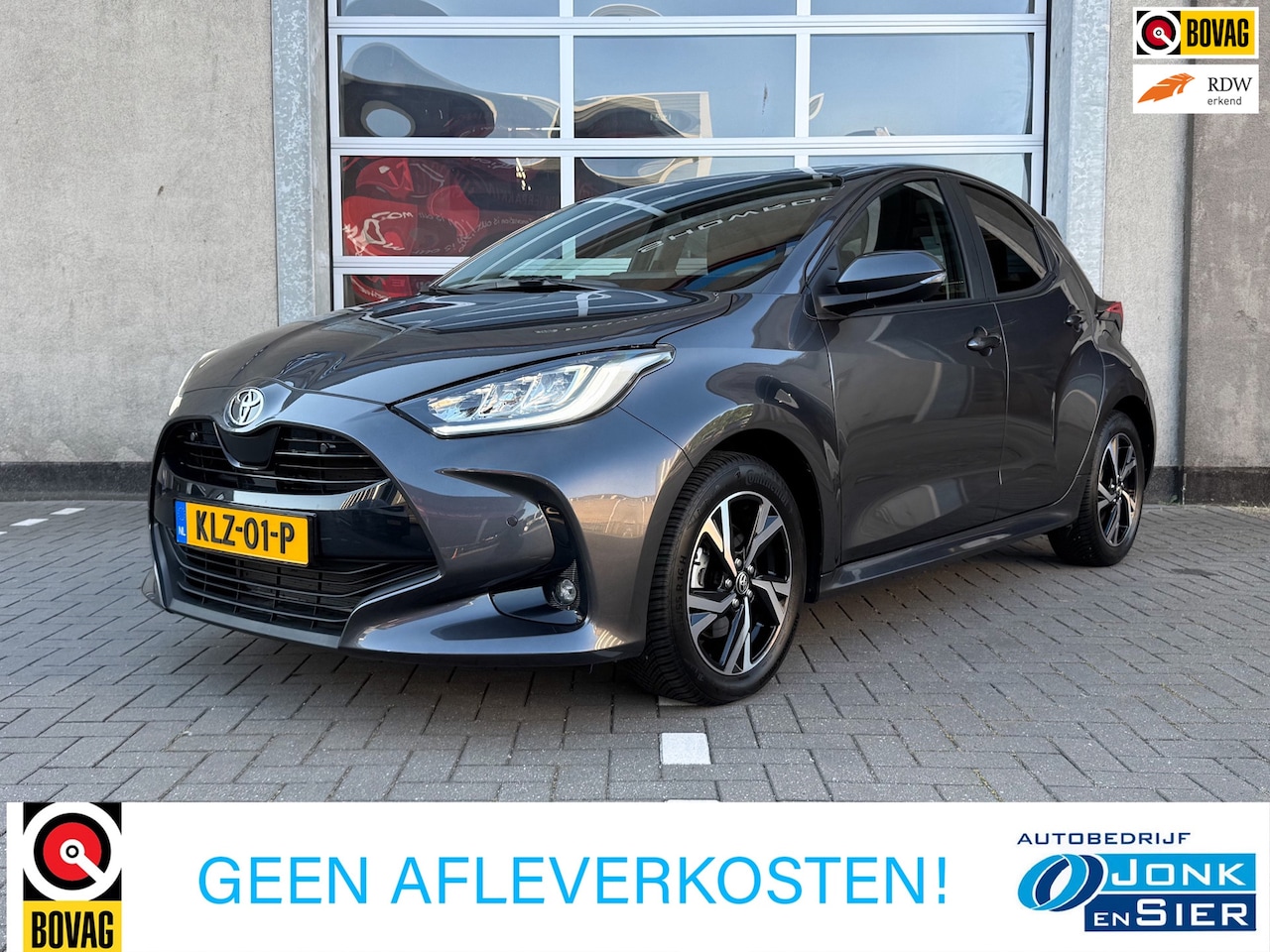 Toyota Yaris - 1.5 Hybrid 115 Dynamic Comfort Pack|Parkeersensoren|Camera|Apple CarPlay/Android Auto|Dode - AutoWereld.nl