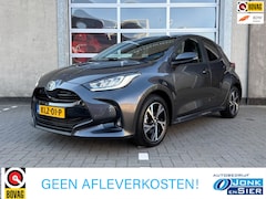 Toyota Yaris - 1.5 Hybrid 115 Dynamic Comfort Pack|Parkeersensoren|Camera|Apple CarPlay/Android Auto|Dode