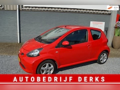 Toyota Aygo - 1.0-12V Stuurbekrachtiging Elek Pakket Jaar APK Garantie