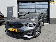 BMW 3-serie Touring - 320e Business M-SPORT Panoramadak sportstoelen