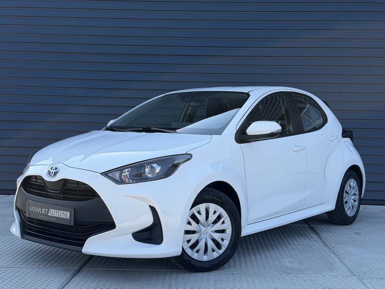 Toyota Yaris - 1.5 Hybrid 115 Active CAMERA - AutoWereld.nl