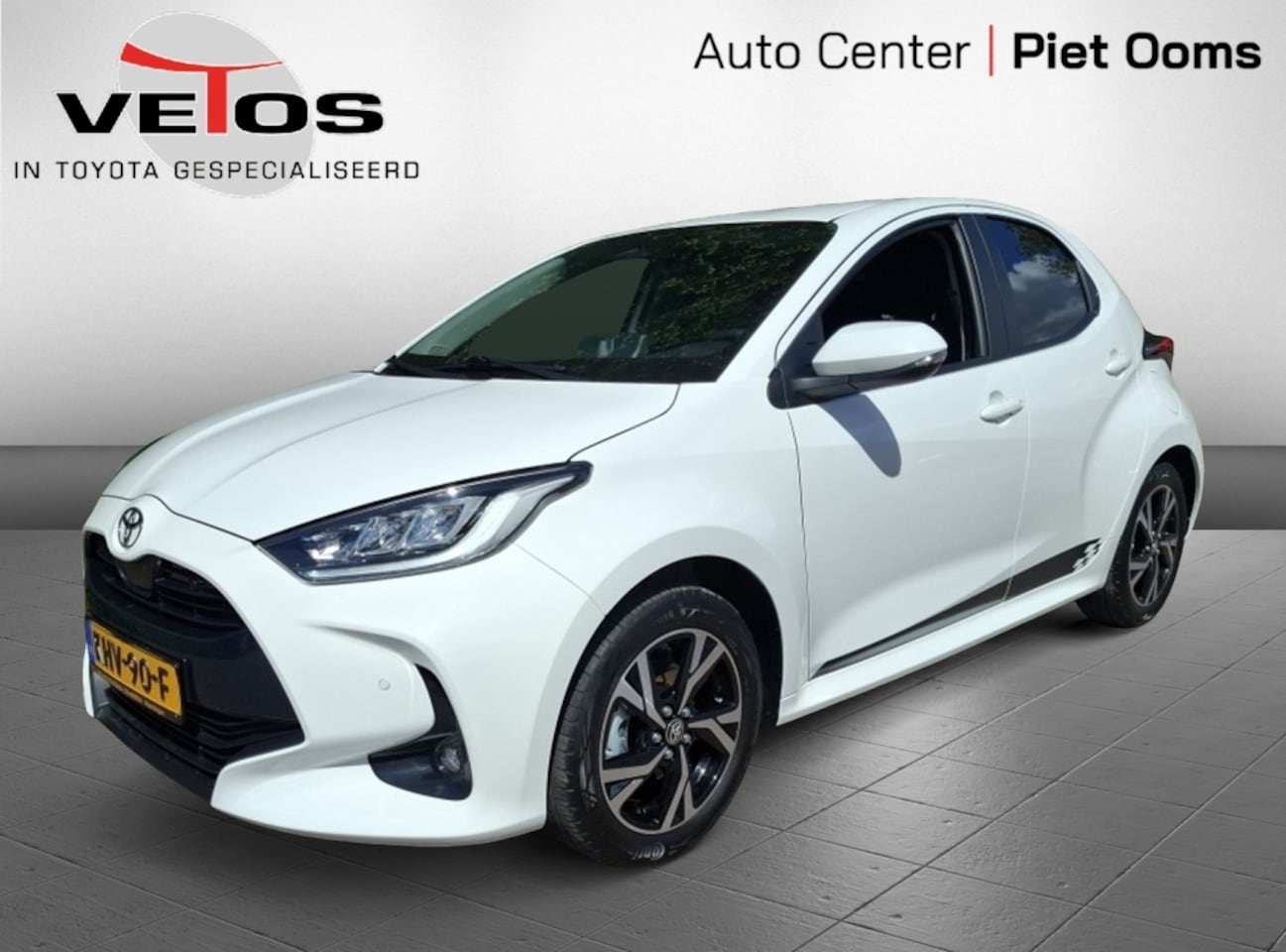 Toyota Yaris - 1.5 Hyb. Dynamic PDC + BSM Nieuwe type - AutoWereld.nl
