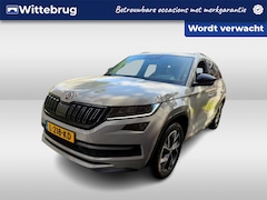 Skoda Kodiaq - 1.5 TSI Sportline Business / Digitaal dashboard / Navigatie / App connect / Camera / Parke