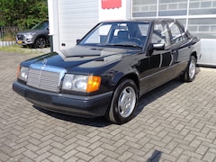 Mercedes-Benz 200-500 (W124) - 230 E AUTOMAAT