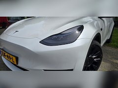 Tesla Model Y - RWD