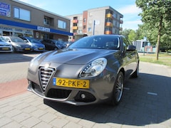Alfa Romeo Giulietta - 1.4 Turbo 120pk Distinctive