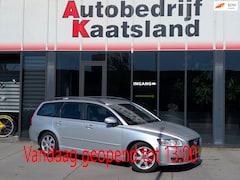 Volvo V50 - 1.6D S/S Momentum - Pdc- Navi - Trekhaak