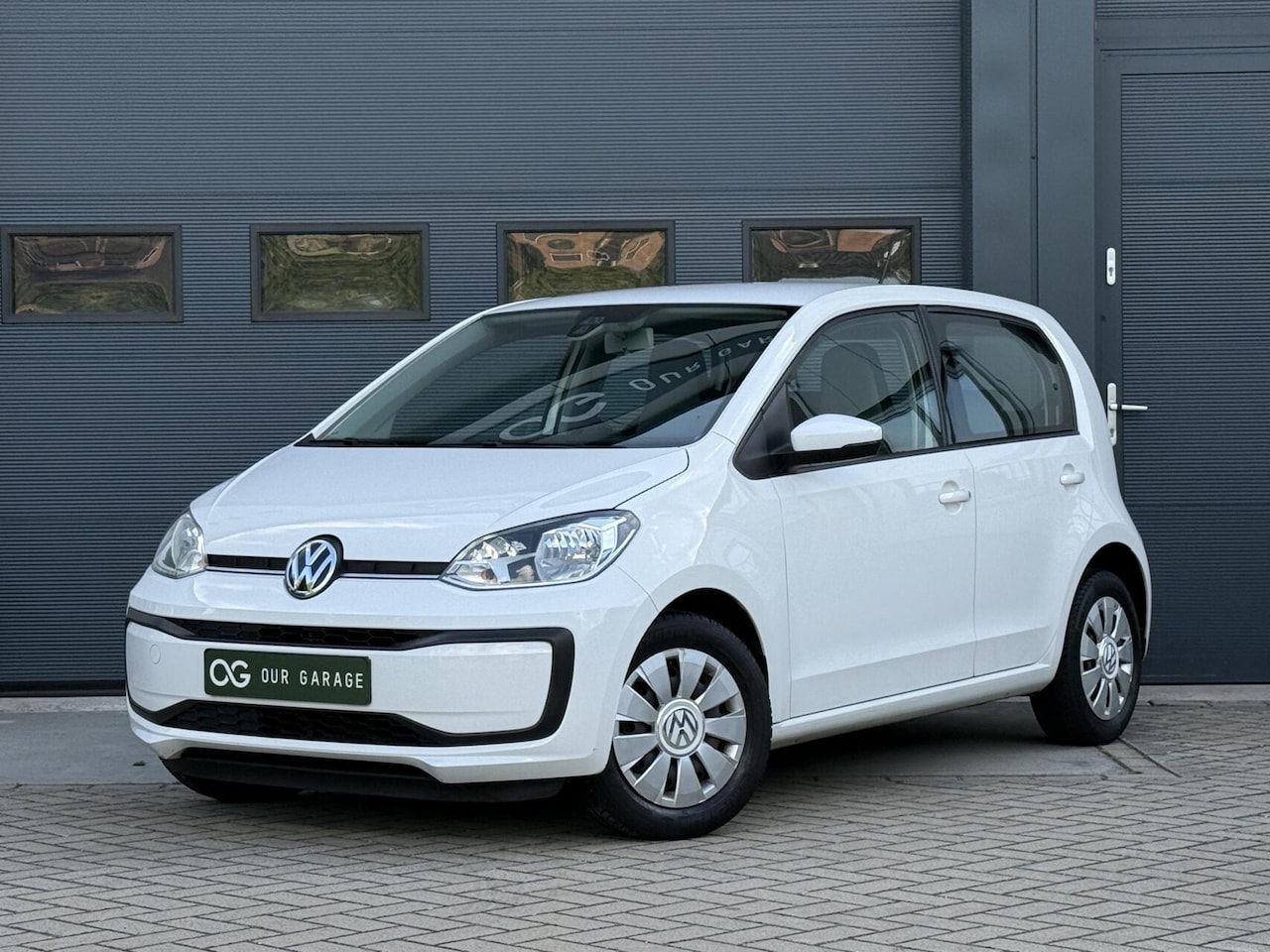 Volkswagen Up! - 1.0 BMT Move Up!|Airco|Bluetooth|Cruise|NAP - AutoWereld.nl