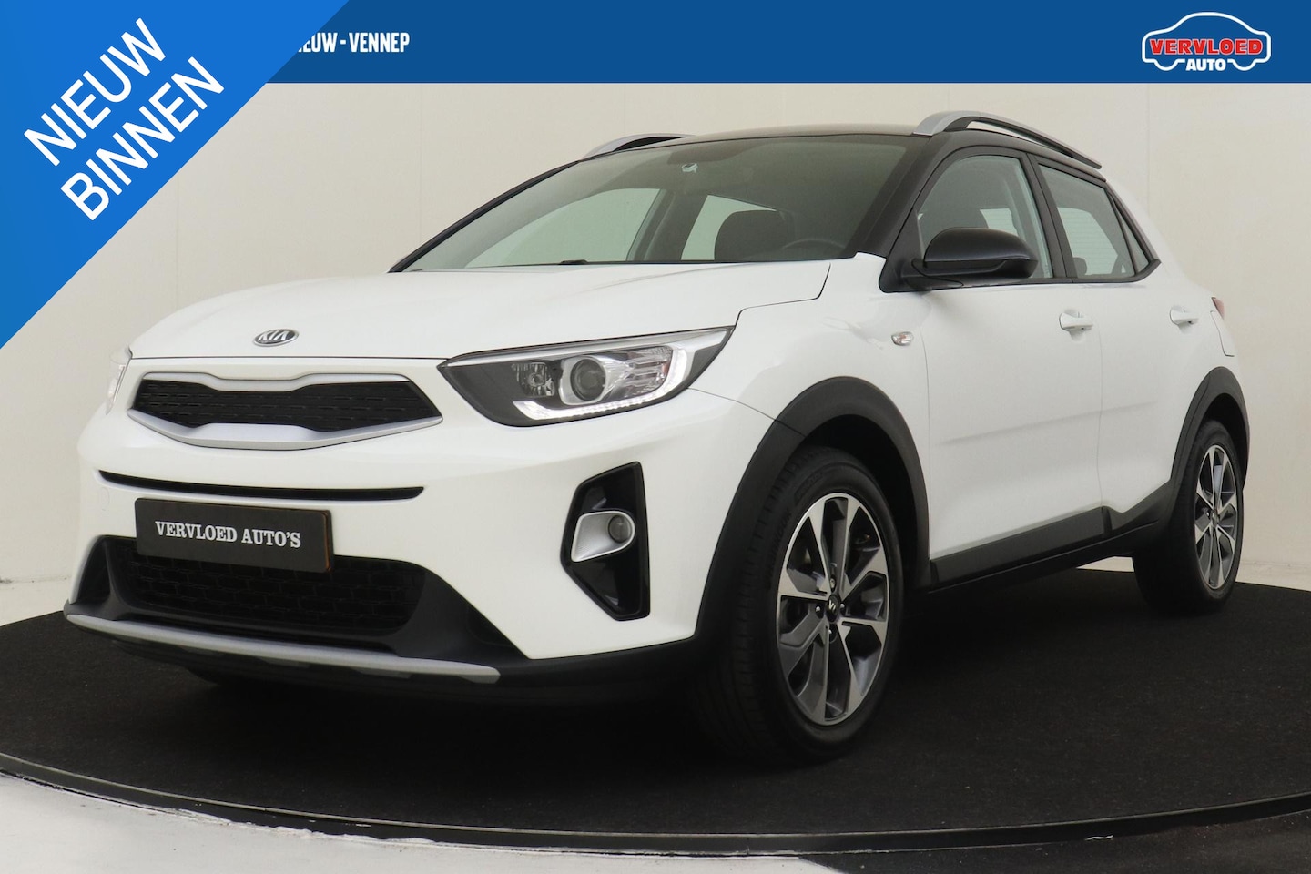 Kia Stonic - 1.0 T-GDi DYNAMICLINE -CRUISE|CARPLAY|ADAP.LED|CAMERA|NAVI - AutoWereld.nl