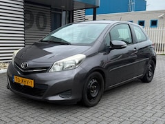 Toyota Yaris - 1.0 VVT-i Aspiration