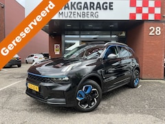 Lynk & Co 01 - 1.5 // INFINITY SOUND // SCHUIF-KANTELDAK // NAVI+CARPLAY // ELEK. ACHTERKLEP // ADAPTIVE