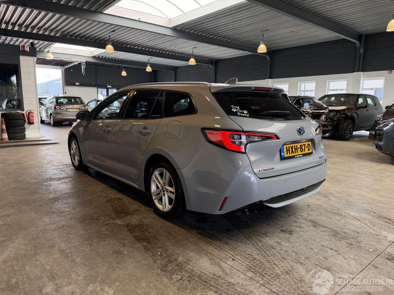Toyota Corolla Touring Sports - 2.0 Hybrid 84.000 KM