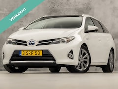 Toyota Auris Touring Sports - 1.8 Hybrid Sport Automaat (PANORAMADAK, NAVIGATIE, CLIMATE, CAMERA, SPORTSTOELEN, KEYLESS,