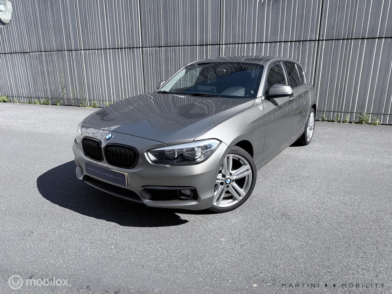 BMW 1-serie - 118i LCI|5Drs|NAP|Automaat|Cruise|Clima|Carplay| - AutoWereld.nl