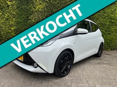 Toyota Aygo - 1.0 VVT-i x-play, Camera - Led - Airco - 5-drs - Eeste eigenaar