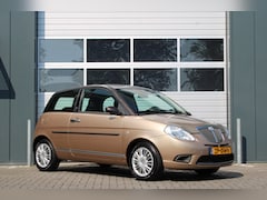 Lancia Y(psilon) - Ypsilon 1.4-16V Oro Automaat Clima/Elek.Ramen/C.V./RadioCD/AlcantaraBekleding/DistributieV