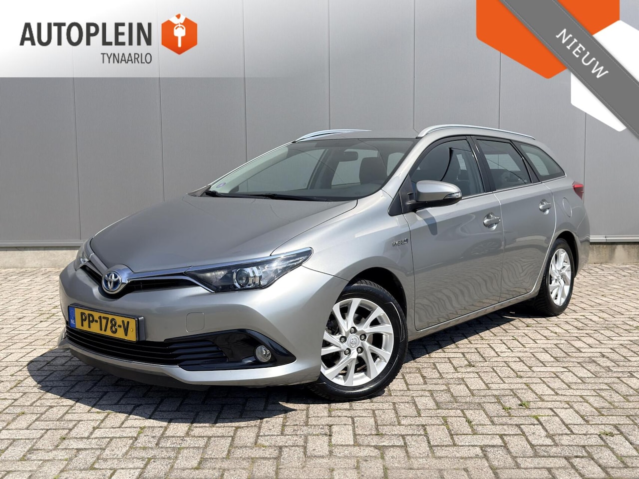 Toyota Auris - 1.8 Hybrid Business Plus*Climate|Camera|Cruise|NAP|Navi|NL Auto - AutoWereld.nl