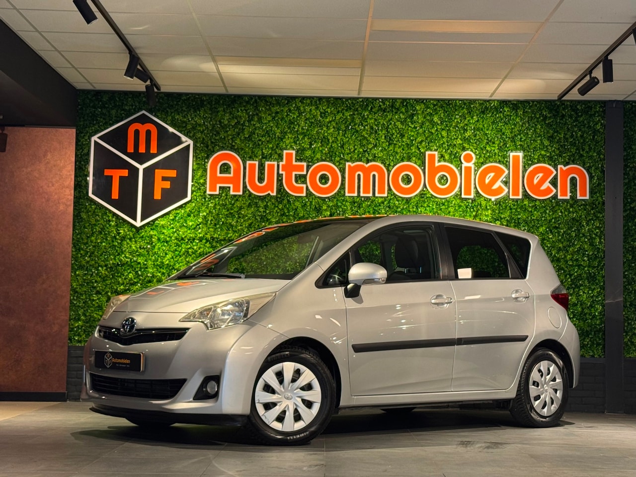 Toyota Verso S - 1.3 VVT-i Aspiration |CAMERA|BLUETOOTH|AIRCO|TREKHAAK|Org.NL - AutoWereld.nl