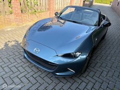 Mazda MX-5 - 1.5 met rechter voorschade