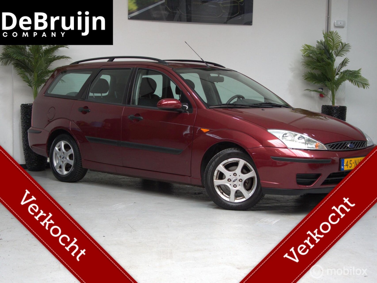 Ford Focus Wagon - | Airco | Elek Ramen | Trekhaak | APK - AutoWereld.nl