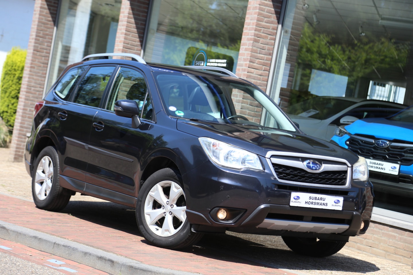 Subaru Forester - 2.0 AWD Automaat Executive Schuifdak Leer Navi - AutoWereld.nl