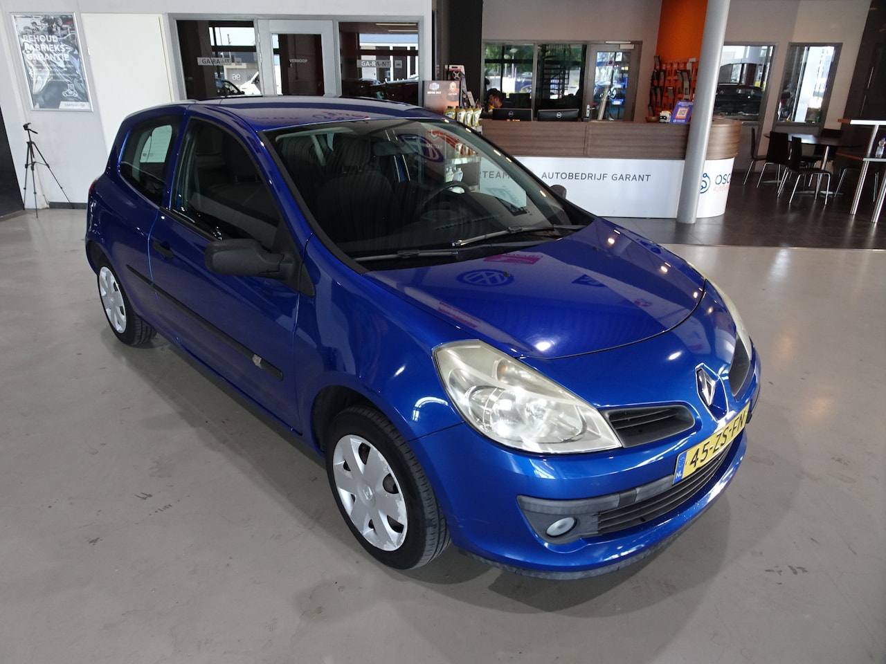 Renault Clio - 1.2-16V Special Line 1e eigenaar - Dealer onderhouden - AutoWereld.nl