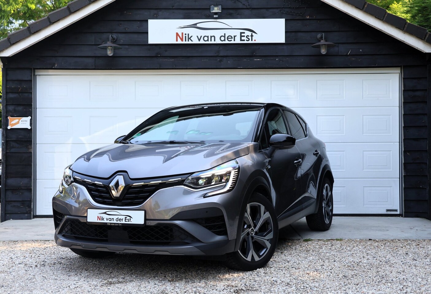 Renault Captur - 1.6 E-Tech Plug-in Hybrid 160 R.S. Line-Camera-Stoelverwarming-Led - AutoWereld.nl