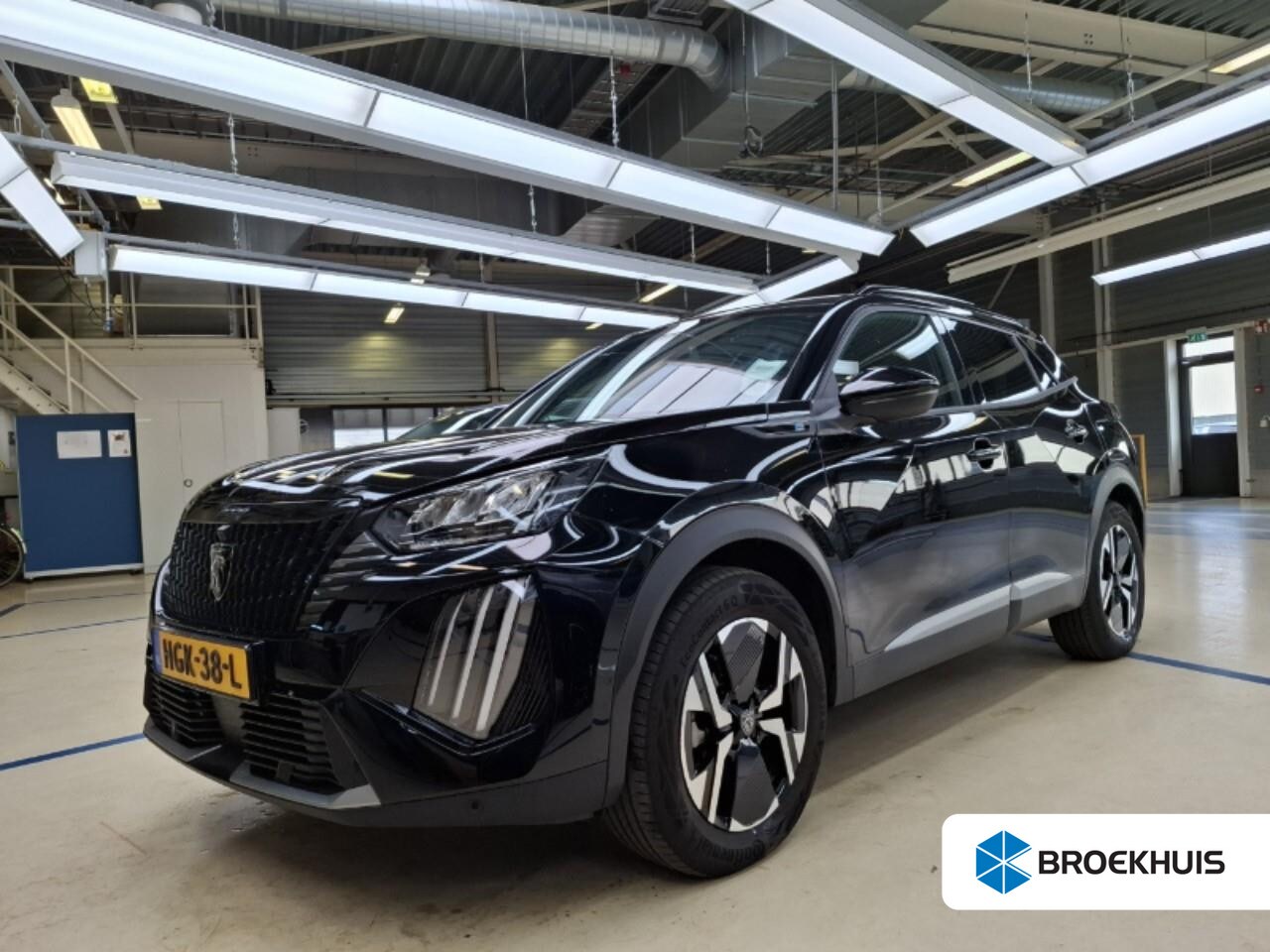 Peugeot e-2008 - EV Allure Avantage 54 kWh | SOH 97% | Fase 3 laden | NL auto | Navigatie | Camera voor + a - AutoWereld.nl