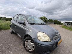 Toyota Yaris - 1.3 VVT-i S-Line/ facelift model/ 5 doors
