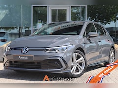 Volkswagen Golf - 1.5 TSI R-LINE 130pk I Navi I Camera I Climate I ACC I Dolphin Grey