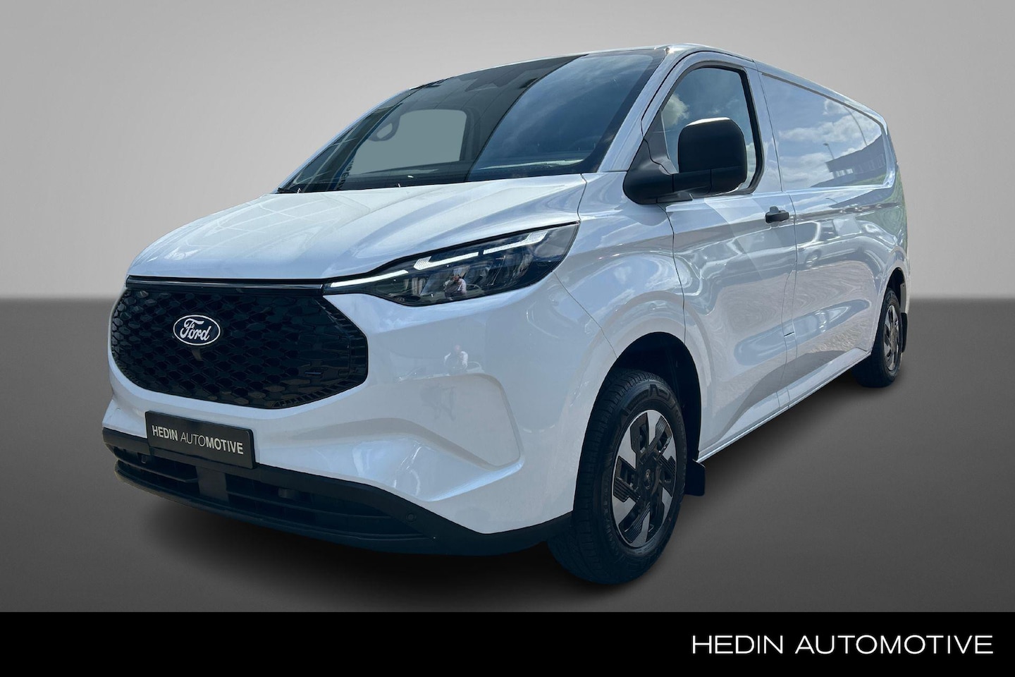 Ford E-Transit Cust. - 340 L2H1 Trend 71 kWh | Uit Voorraad leverbaar - AutoWereld.nl
