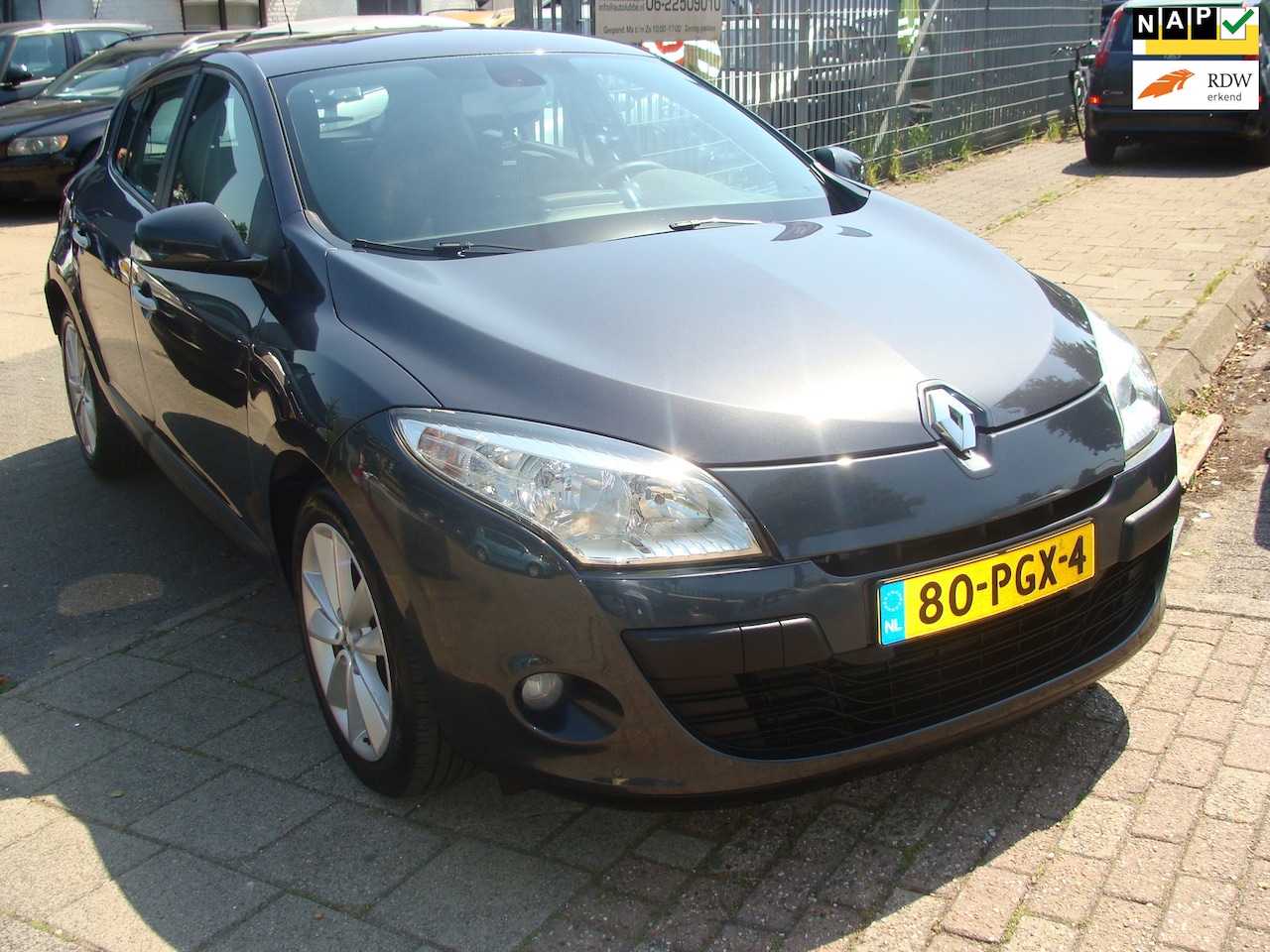 Renault Mégane - 1.4 TCE Celsium 5drs airco elek pak nap apk - AutoWereld.nl