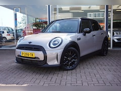 MINI 5-Deurs - 1.5 Cooper Business Edition Automaat | Airco | Navigatie | PDC | Vol opties | Inruil mogel