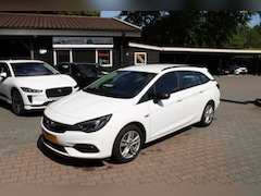 Opel Astra - 1.4 EDITION Automaat Carplay Airco cruise
