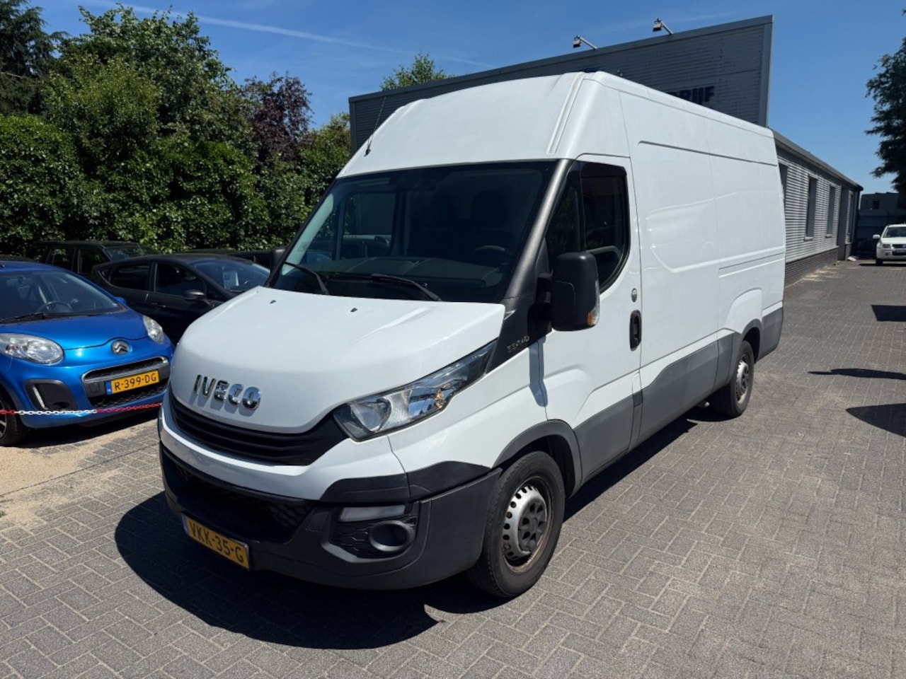 Iveco Daily - 35S14V 2.3 352 H1 35S14V 2.3 352 H1 - AutoWereld.nl