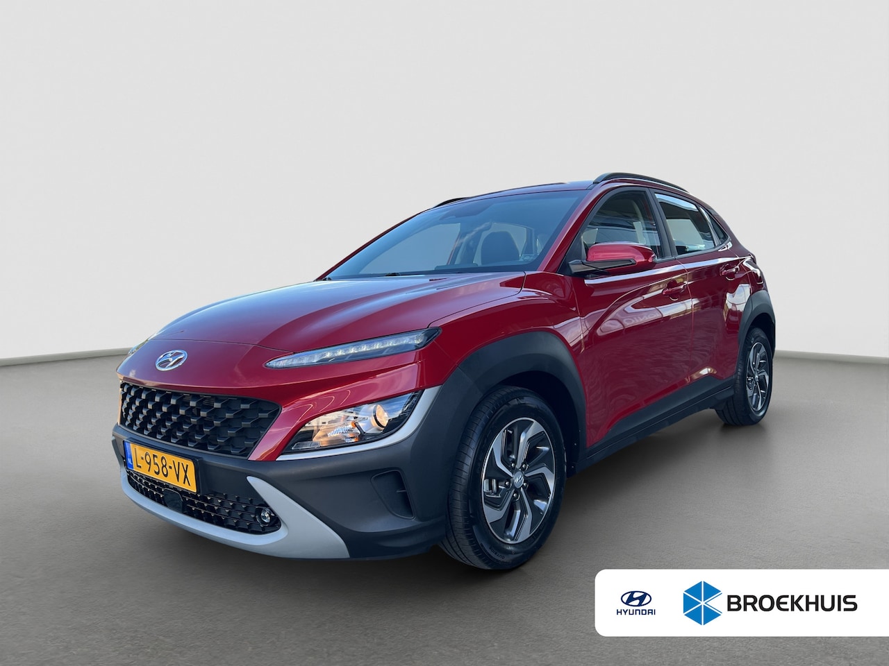 Hyundai Kona - 1.6 GDI 141pk HEV Comfort Smart | Camera | Carplay | Premium Audio | Adaptive cruise contr - AutoWereld.nl