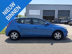 Hyundai i30 - 1.4i Blue Dynamic AIRCO/Rechts gestuurd